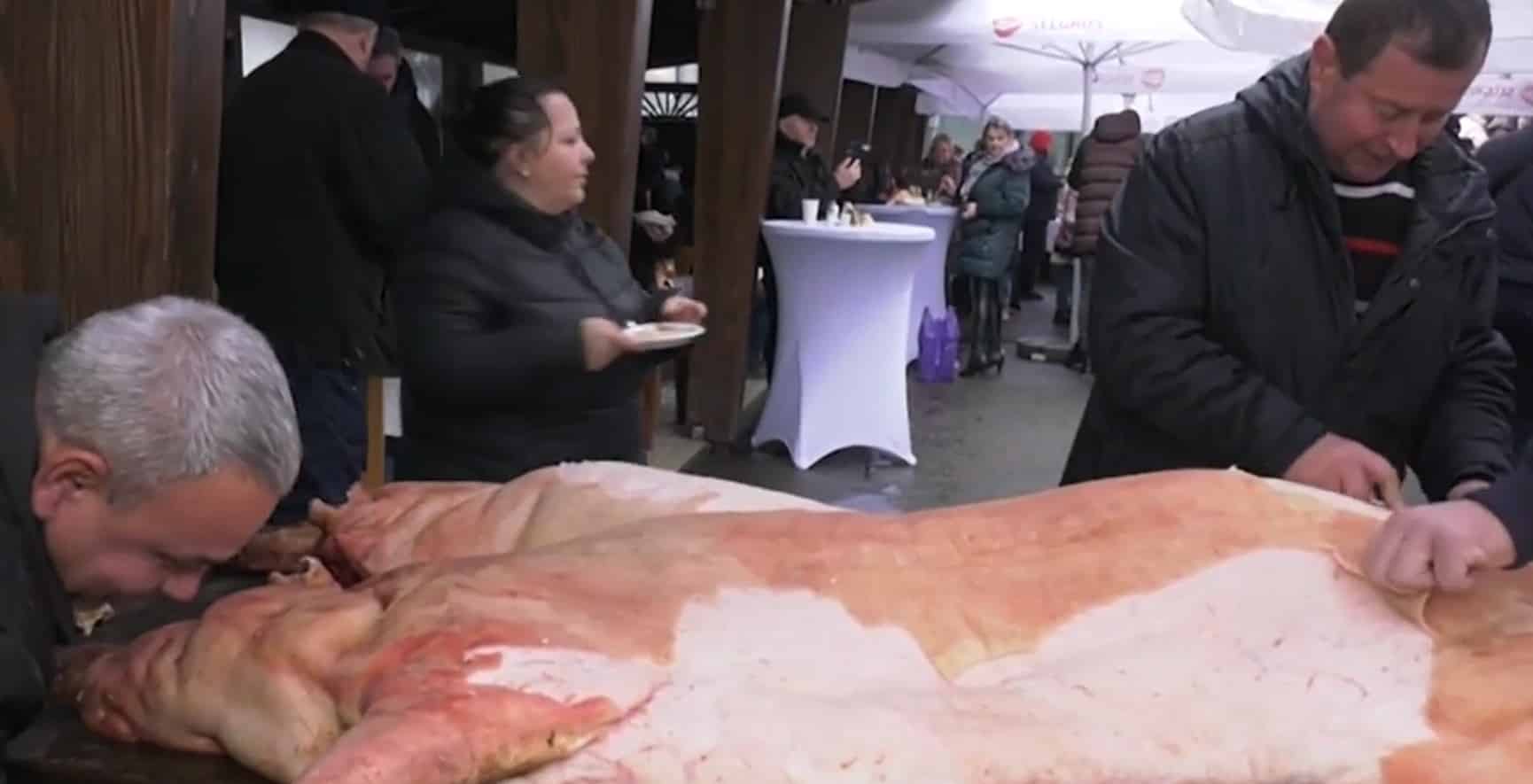 Stațiunea care atrage ca un magnet turiștii de Crăciun. ”Venim de 20 de ani”