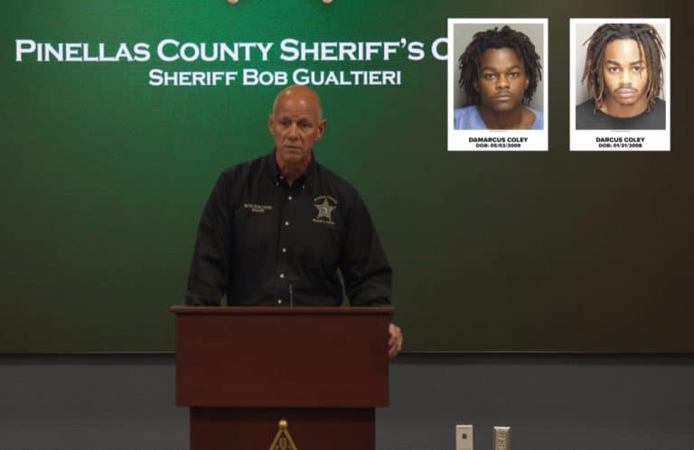 S-au împușcat pentru cadourile de Crăciun. Crimă între frați în ziua de Ajun