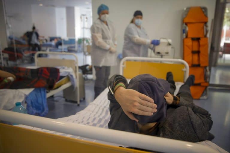 Revelionul la Urgență. Câți români au fost la un pas de moarte din cauza exceselor alimentare și consumului de alcool