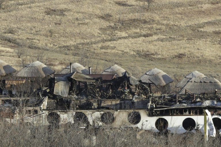 A fost identificată a opta victimă a incendiului de la Ferma Dacilor. A murit alături de tatăl său și de unul dintre frați