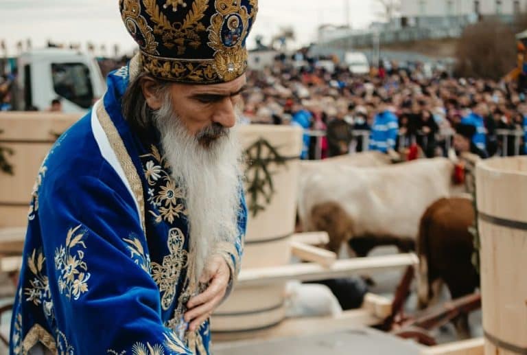 ÎPS Teodosie, supărat pe Satana, nu pe cei care îl anchetează. ”Pe diavol trebuie să fim supăraţi”