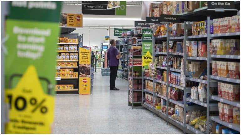 Adaosul comercial, limitat la mai multe produse alimentare. Decizia, valabilă până la finalul lui ianuarie