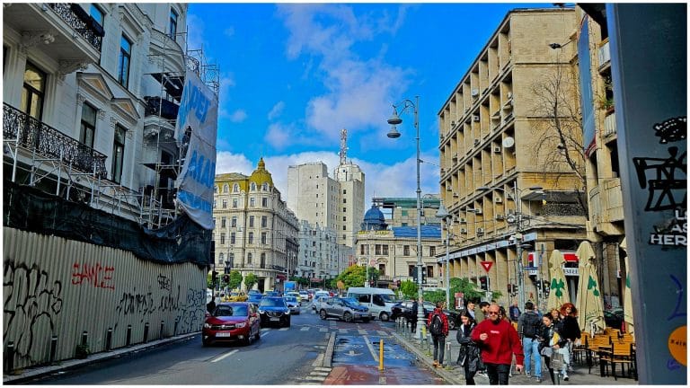 Locuințele din România care s-au ieftinit cu 30%. Chiriașii, dați afară de proprietari pentru a le vinde