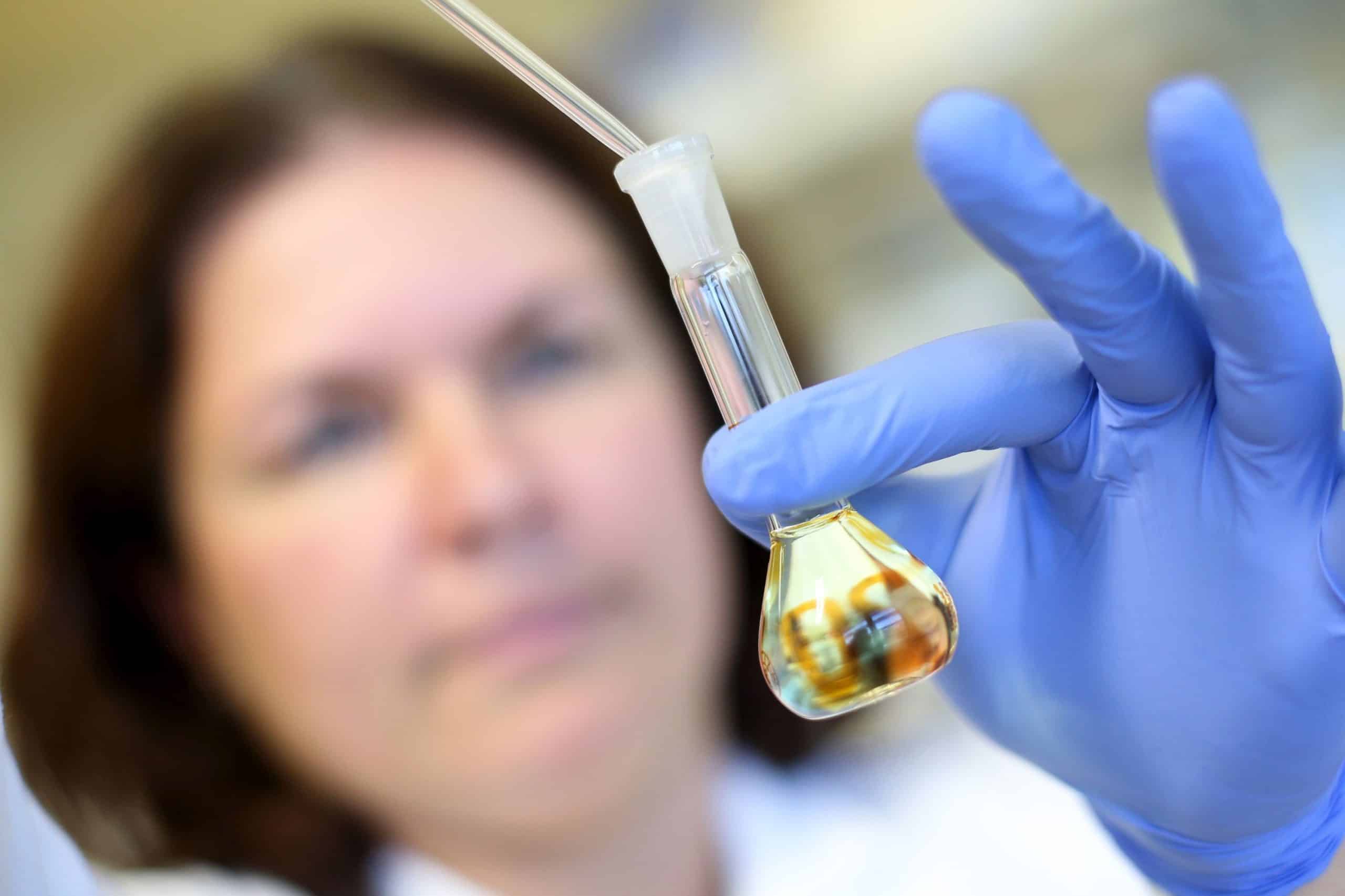 Vaccinul împotriva cancerului, pe ultima sută de metri. Serul intră în faza a treia a testelor