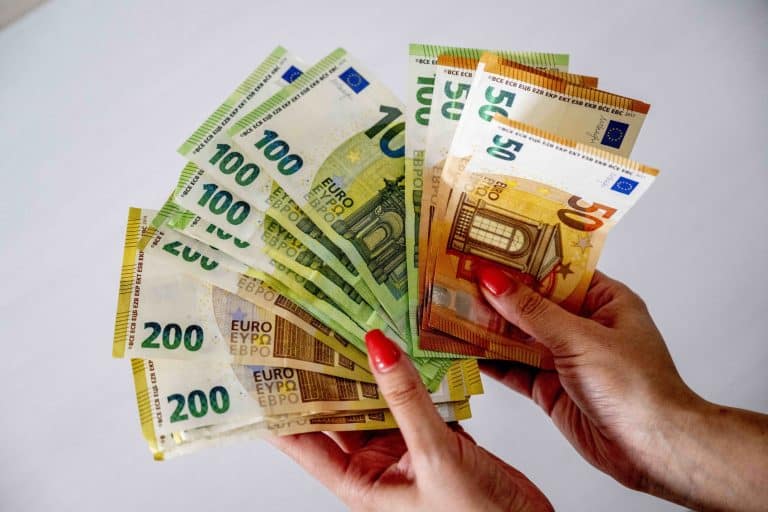 Curs valutar BNR, joi, 25 ianuarie 2024. Ce cotații vor avea principalele monede