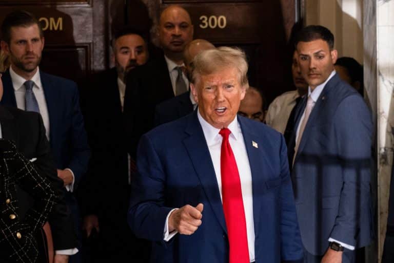 Cu Trump la Casa Albă, UE trebuie să-și construiască propria umbrelă nucleară, spune șeful PPE. Europenii nu trebuie să mizeze pe ajutorul SUA