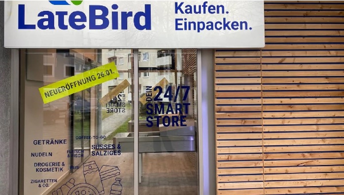 Orașul în care s-a deschis primul supermarket fără angajați. Este non stop și clienții fac singuri plata cu cardul