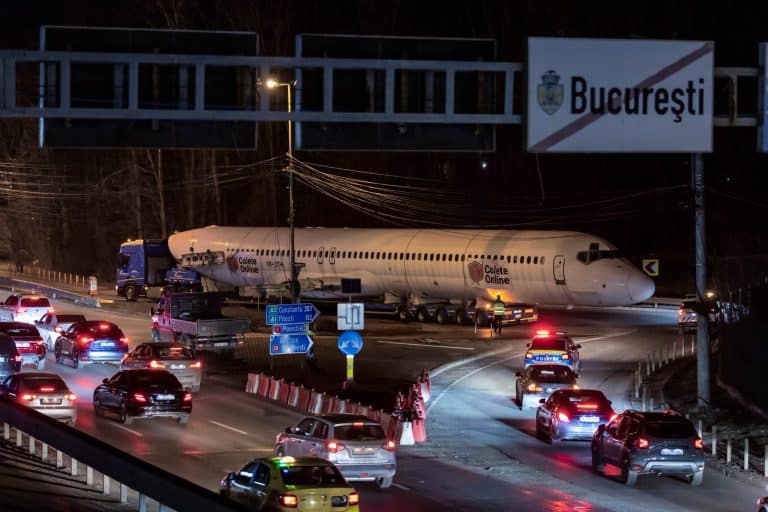 Un român a cumpărat un avion de pasageri cu 170 de locuri pentru a-l transforma într-o superbă casă de vacanță. A costat cât o garsonieră