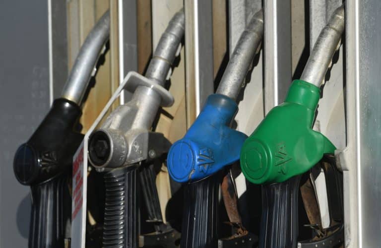 Benzina și motorina, explozie de prețuri în ultima perioadă. Cât a ajuns să coste un plin