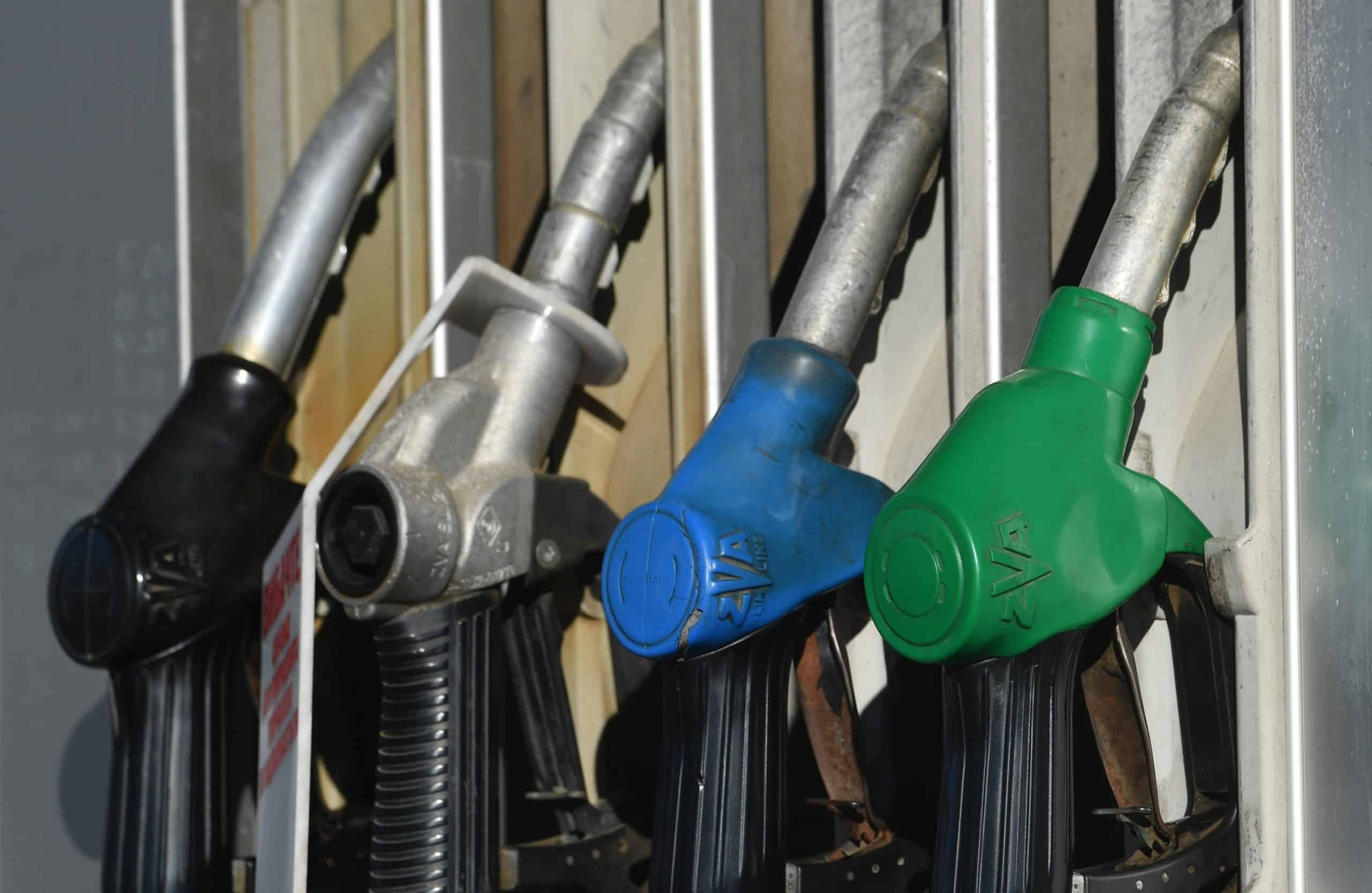 Benzina și motorina, explozie de prețuri în ultima perioadă. Cât a ajuns să coste un plin