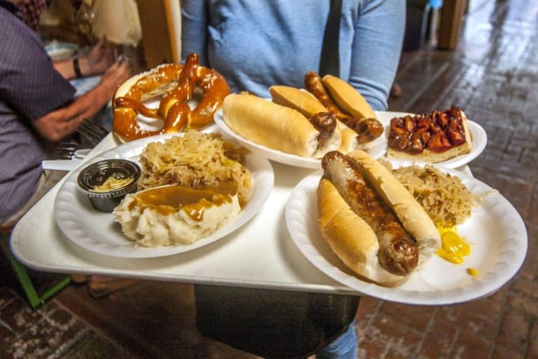 Greșeala uriașă pe care o fac toți românii după ce mănâncă. Medicul Vlad Ciurea atrage atenția