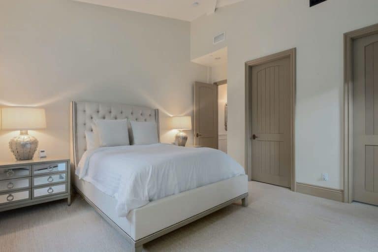 De ce trebuie să dormi mereu cu ușa dormitorului închisă. Gestul e banal, dar îți poate salva viața