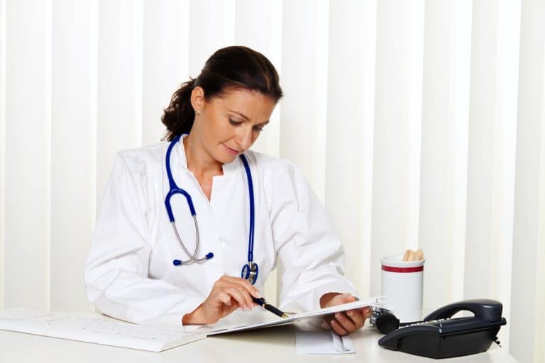 Județul din România unde numărul concediilor medicale a explodat. Angajații și-au luat un număr record de zile libere