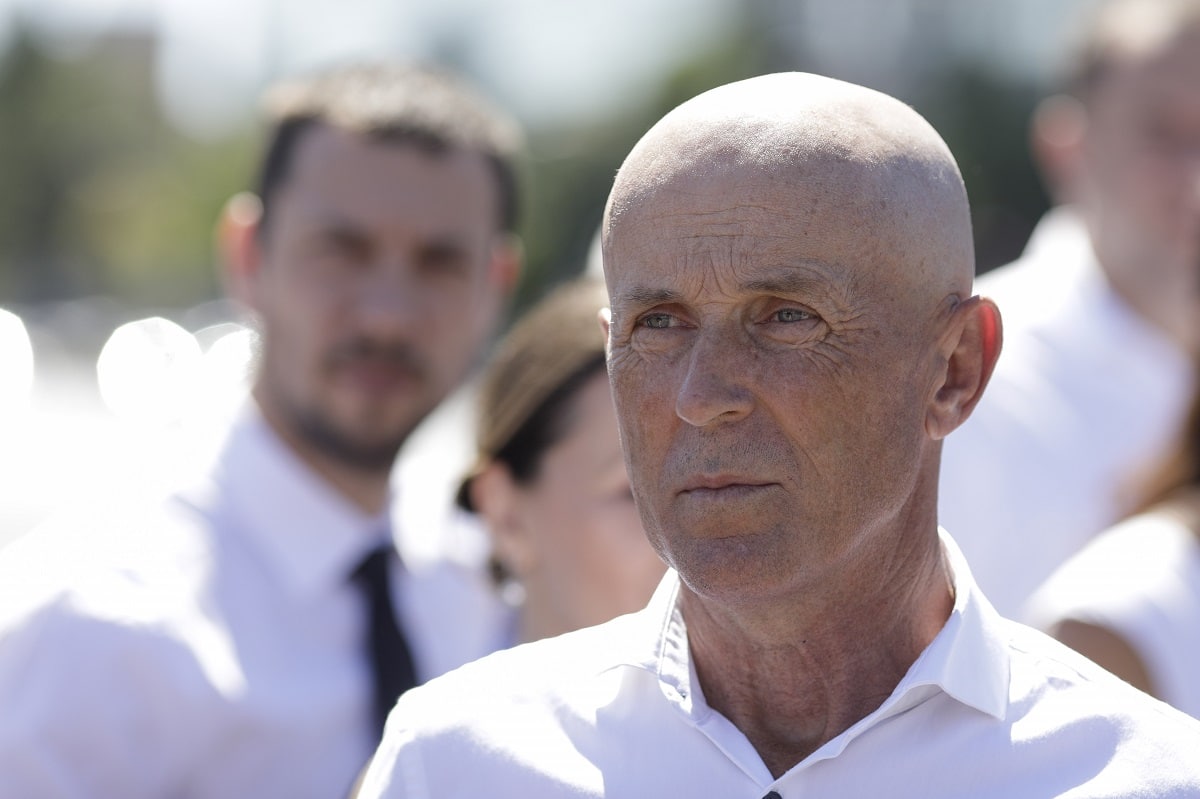 AUR și-a validat candidații pentru șefia Consiliilor Județene. Unde poate conduce Mugur Mihăescu, alias „Garcea”