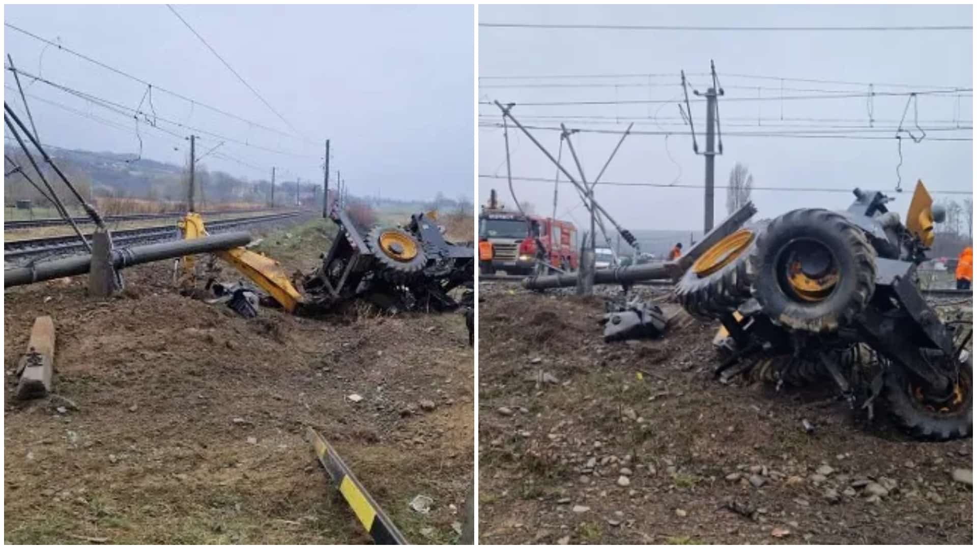 Accident feroviar în Bacău. Excavator făcut praf, șoferul și-a pierdut viața