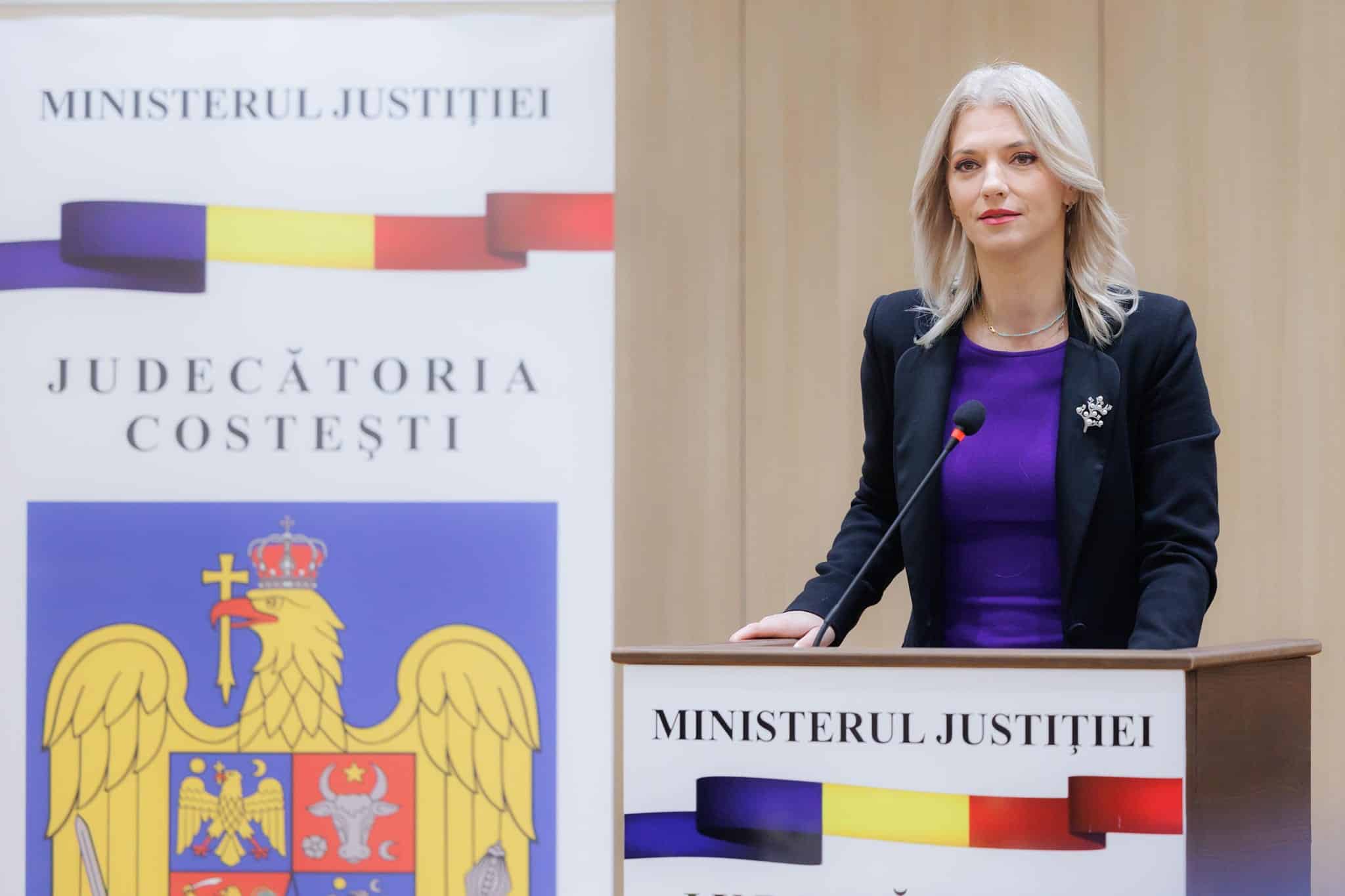 PNL racolează doi primari și doi viceprimari PSD. Alina Gorghiu: ”Au încredere în proiectul PNL pentru Argeș”