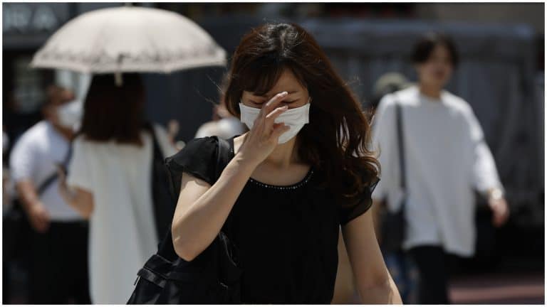 O nouă boală misterioasă se împrăștie rapid în Japonia. Cele mai vulnerabile persoane sunt adulții sub 50 de ani