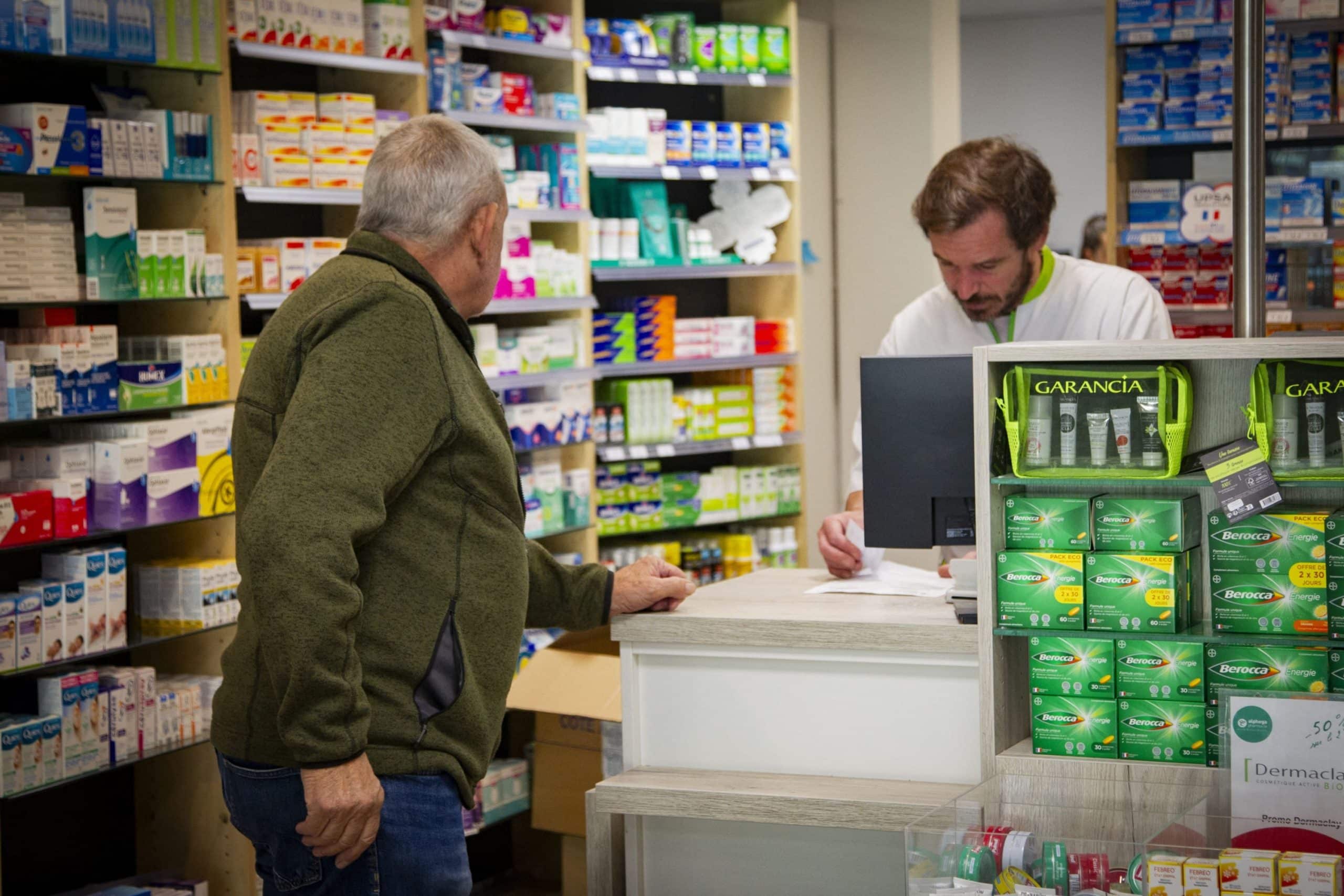 Românii care beneficiază de compensare 100% la medicamente. Anunțul CNAS