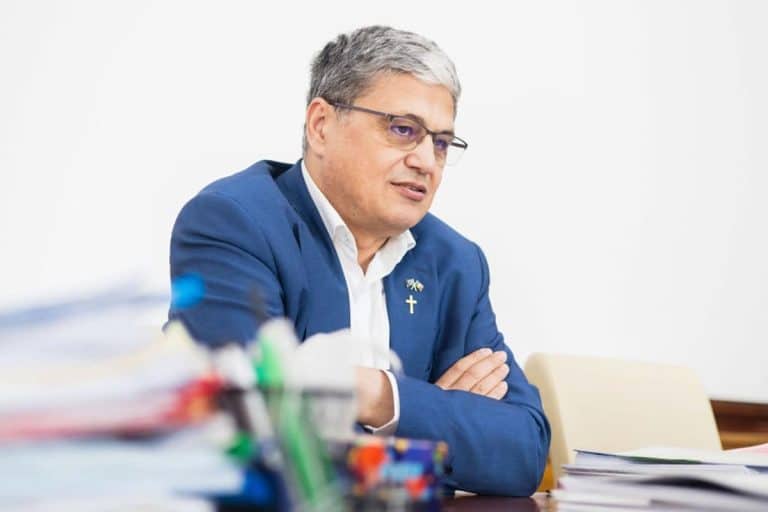 Primarii, liber la împrumuturi pentru finalizarea proiectelor. Marcel Boloș: ”Deblocăm cereri de rambursare în valoare de peste 15 miliarde de lei”