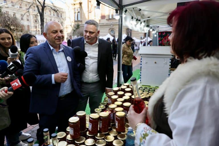 ”Tăria lui Cătălin”, cadoul doctorului Cîrstoiu pentru Nicușor Dan și Piedone