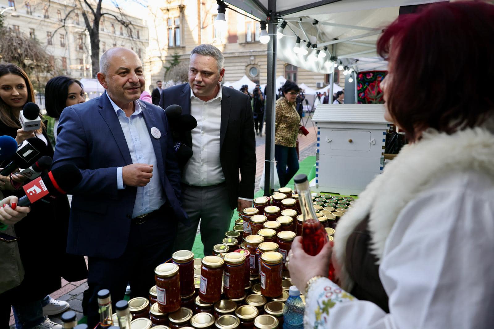 ”Tăria lui Cătălin”, cadoul doctorului Cîrstoiu pentru Nicușor Dan și Piedone