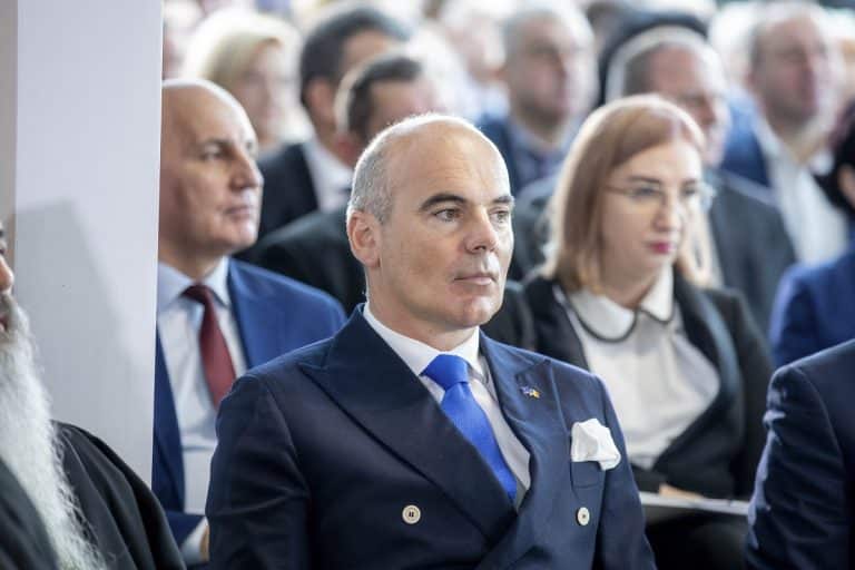 Rareș Bogdan: Cîrstoiu să nu „copieze gesturi de la Piedone”. Candidatul Coaliției trebuie să „convingă zona liberală clasică”