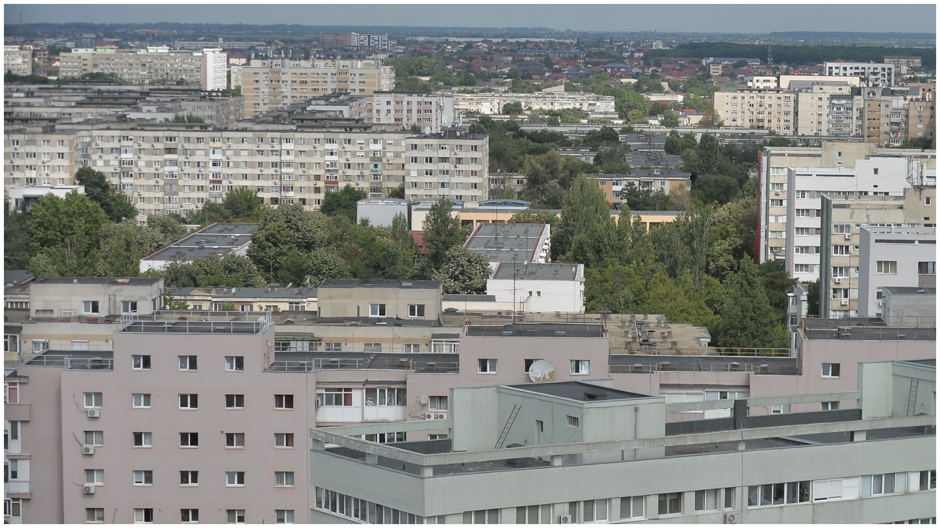 Amenzi uriașe pentru toți românii care stau la bloc. Noua lege a proprietarilor lovește în toată lumea. N-ai voie să faci așa ceva