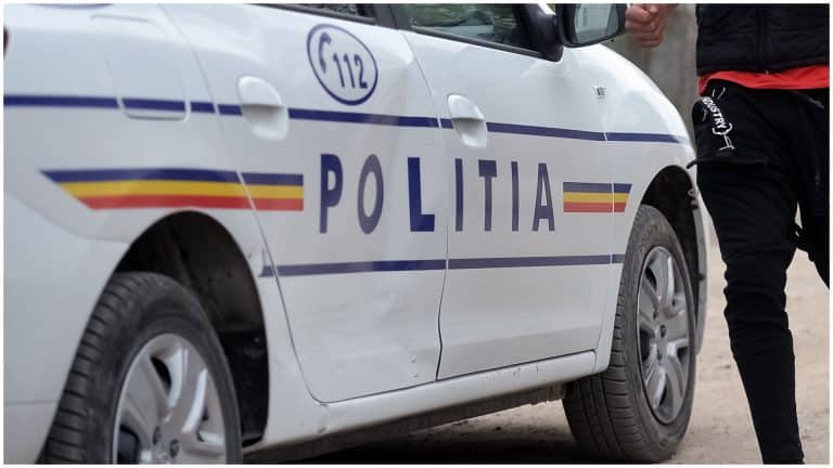 Adolescent bătut cu bolobocul, în faţa unui liceu din Constanţa. “Este şocat, nu mai doarme de durere”