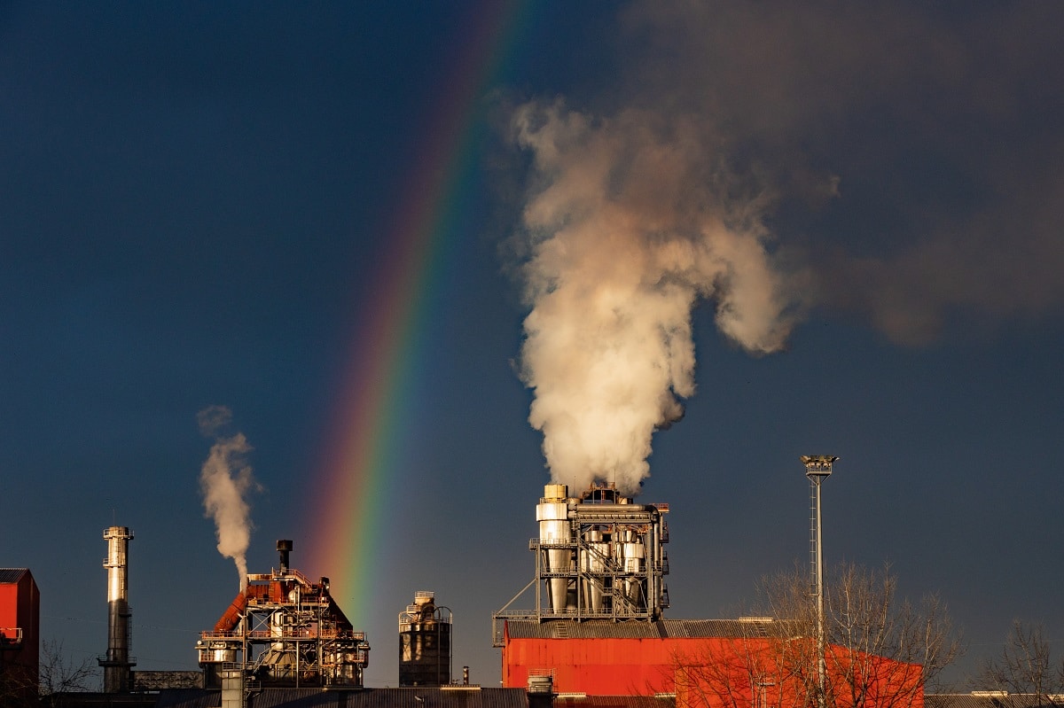 Fabrica strategică din România care e scoasă la licitație publică. Avea o producție uriașă și e unică în țară