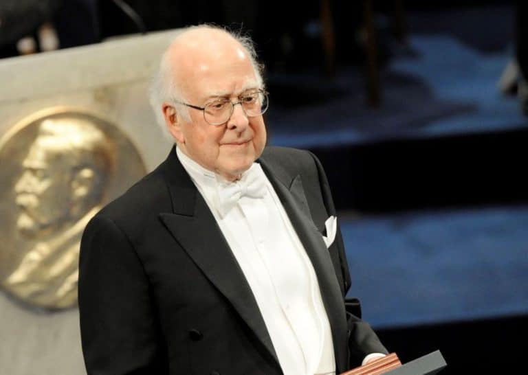 A murit unul dintre cei mai mari fizicieni ai ultimului secol. El a descoperit „particula lui Dumnezeu”