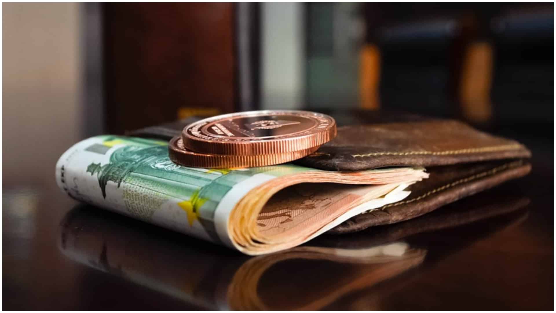 Curs valutar BNR, miercuri, 24 aprilie. Cotațiile pentru euro și dolar la mijlocul săptămânii