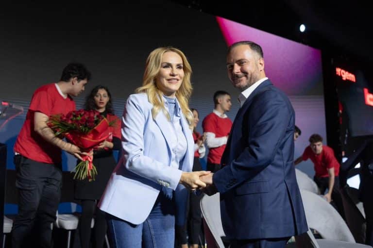 Gabriela Firea, la lansarea candidaturii lui Rareș Hopincă la Sectorul 2: „Locuitorii de aici s-au săturat de mizerie, nepăsare și vinovați închipuiți”