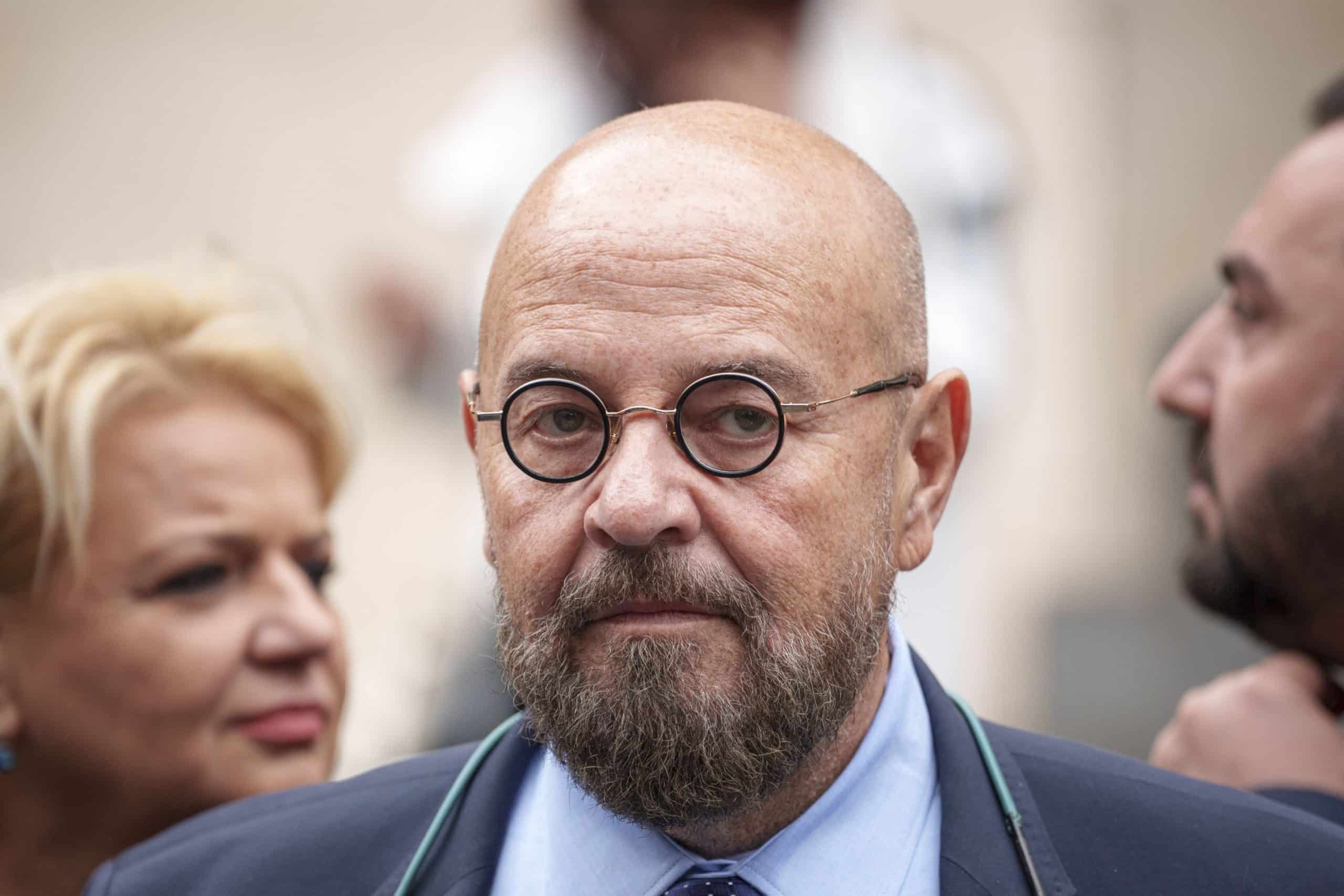 Piedone exclude orice retragere din cursa pentru Primăria Capitalei. „Pe cuvântul meu, mă duc în prăpastie și nu mă întorc”