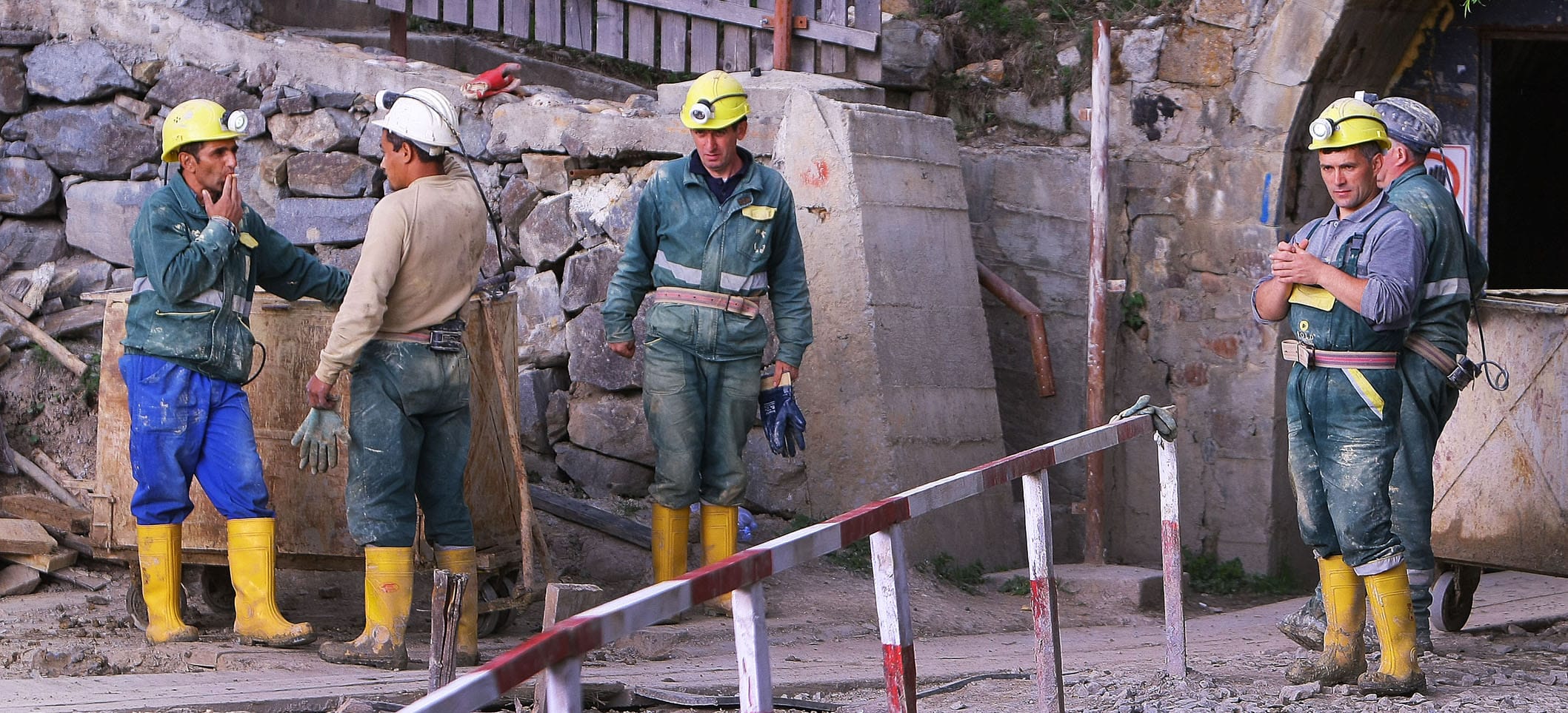 Controverse legate de noua lege a pensiilor. Cine sunt românii care vor pierde din compensații