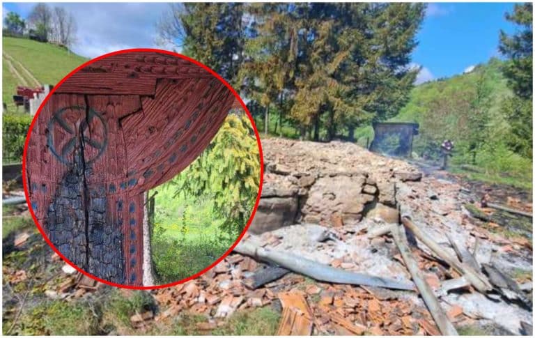 O biserică de lemn din Alba a ars ca o torță în prima zi de Paște. Ce ar fi provocat incendiul