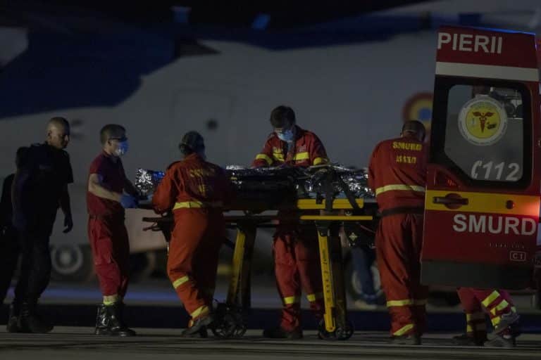 Dosarul exploziei de la Crevedia ia o întorsătură halucinantă. Patronii staţiei GPL acuză trei pompieri de negligenţă în serviciu