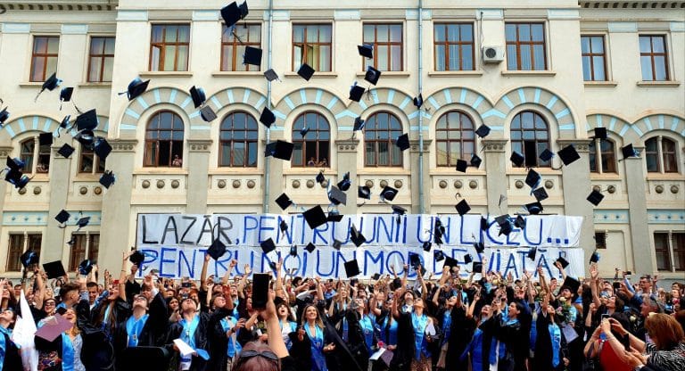 Top 10 cele mai bune universități din România. Cum arată clasamentul întocmit de Ministerul Educaţiei