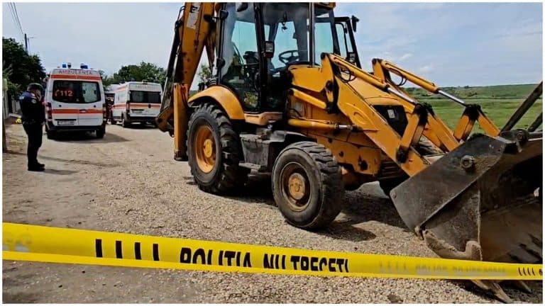Copil de 11 ani, accidentat mortal în Teleorman. Micuțul, strivit de un excavator care se îndrepta spre cimitir