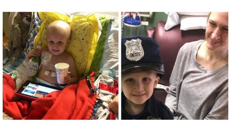 “Mă voi duce în Rai și mă voi juca acolo până vii tu”. Mesajul sfâşietor transmis de un copil bolnav de cancer mamei sale, înainte să moară