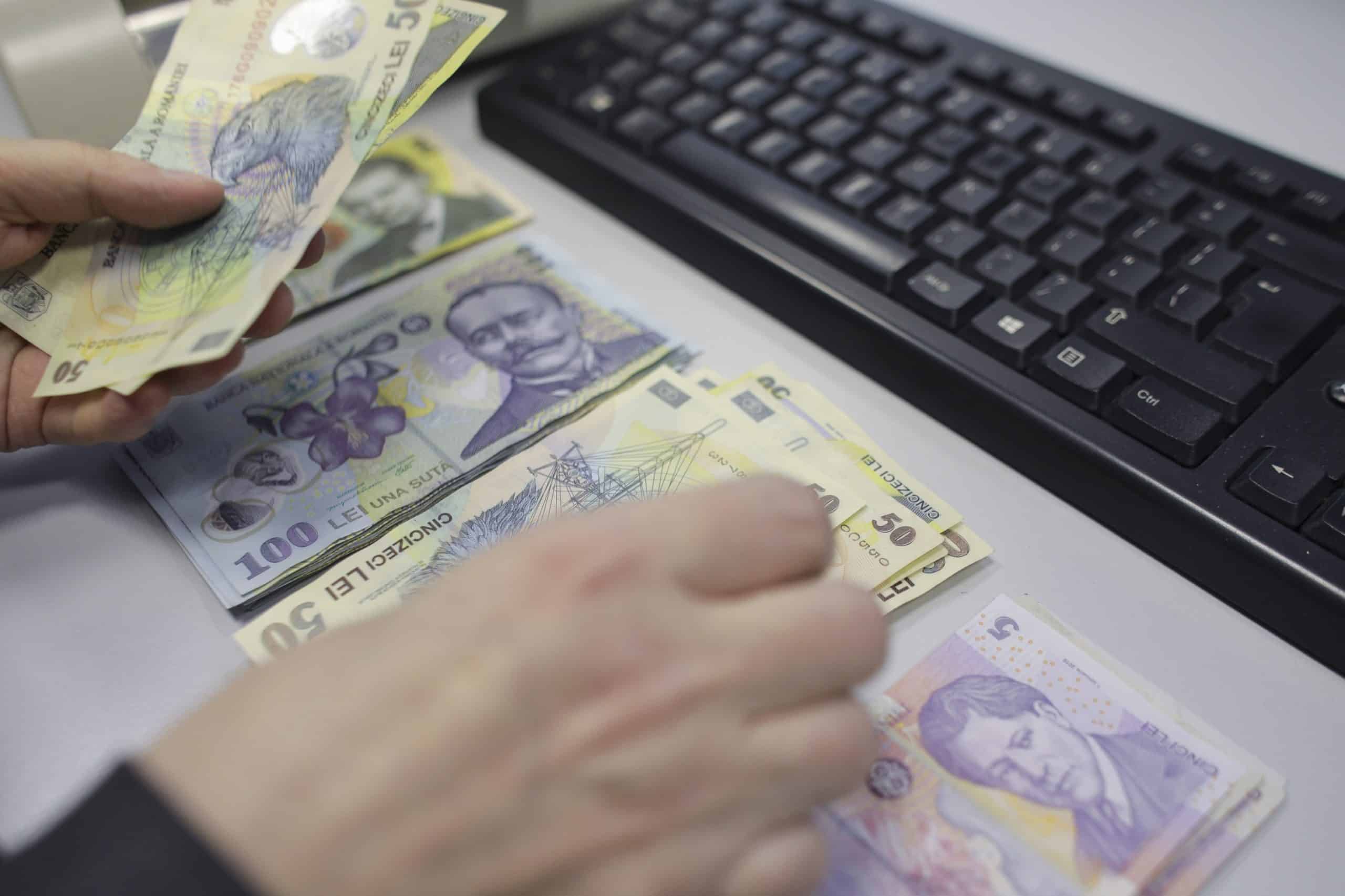 Care sunt românii cu cele mai mici rate la creditele ipotecare: cei cu ROBOR sau cei cu IRCC? Explicațiile specialiștilor