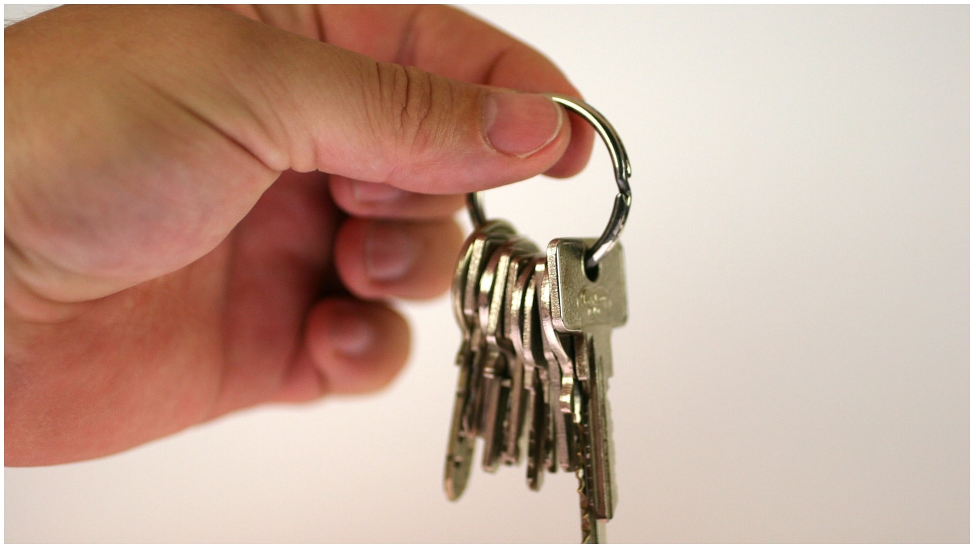 Anunțul momentului pentru proprietarii care închiriază casa sau apartamentul: impozit 70% de la 1 iulie. Ce trebuie să facă pentru a evita taxa colosală