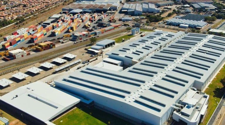 Gigantul german care intră pe piața din România. A preluat o fabrică cu sute de angajați